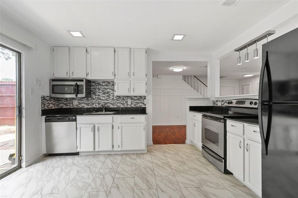 Oak Tree North Estates Add - Residential Lease