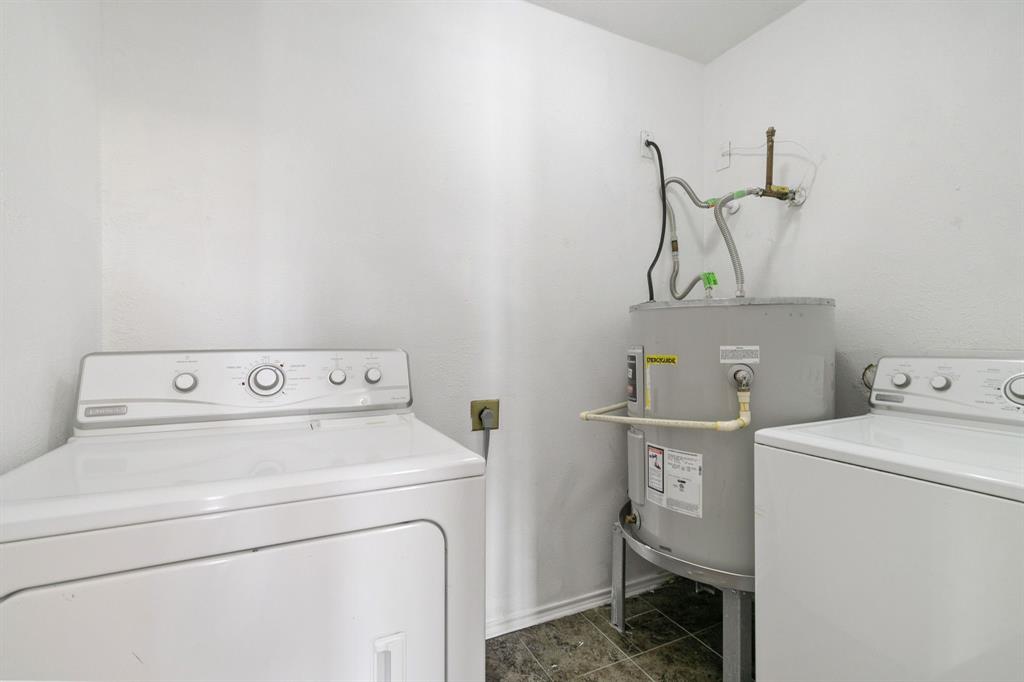 Oak Tree North Estates Add - Residential Lease