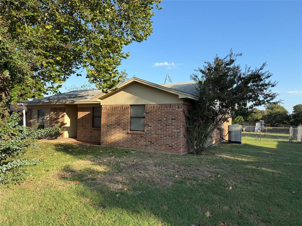 58 Roberts Road