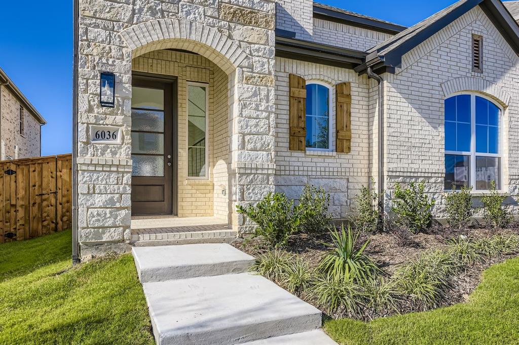 6036 Davis Knoll