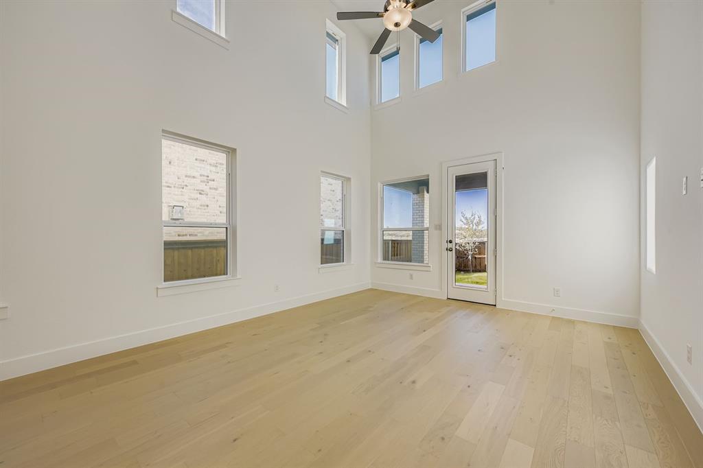 6036 Davis Knoll