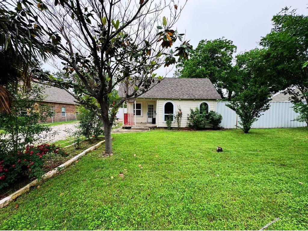 1117 S Nursery Road