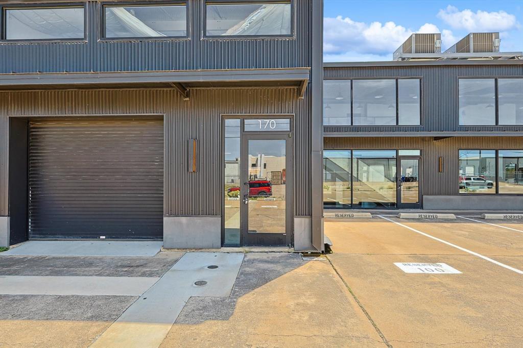 4770 Iberia Avenue 200