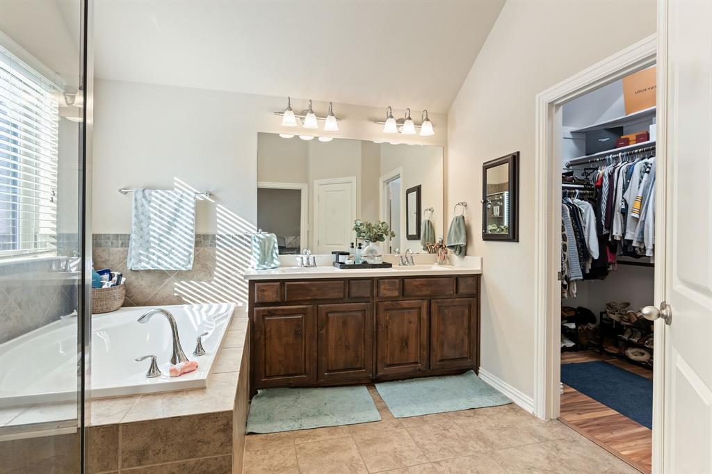 Enclave at Grove Hill 03 - Residential