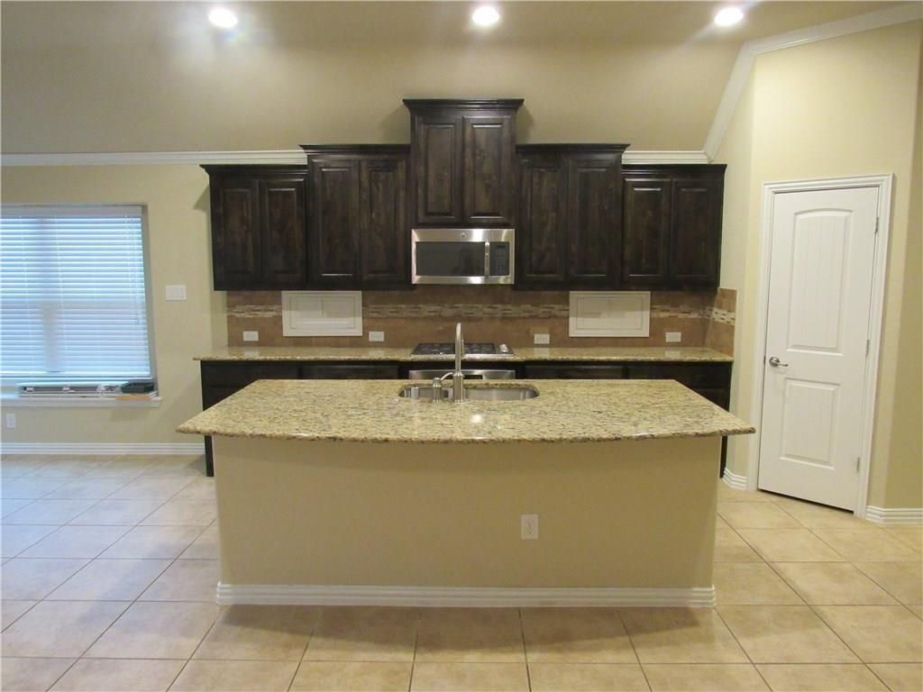 Photo of 2289 Breeze Dale Path, Lewisville, TX 75056 (MLS # 21273257)