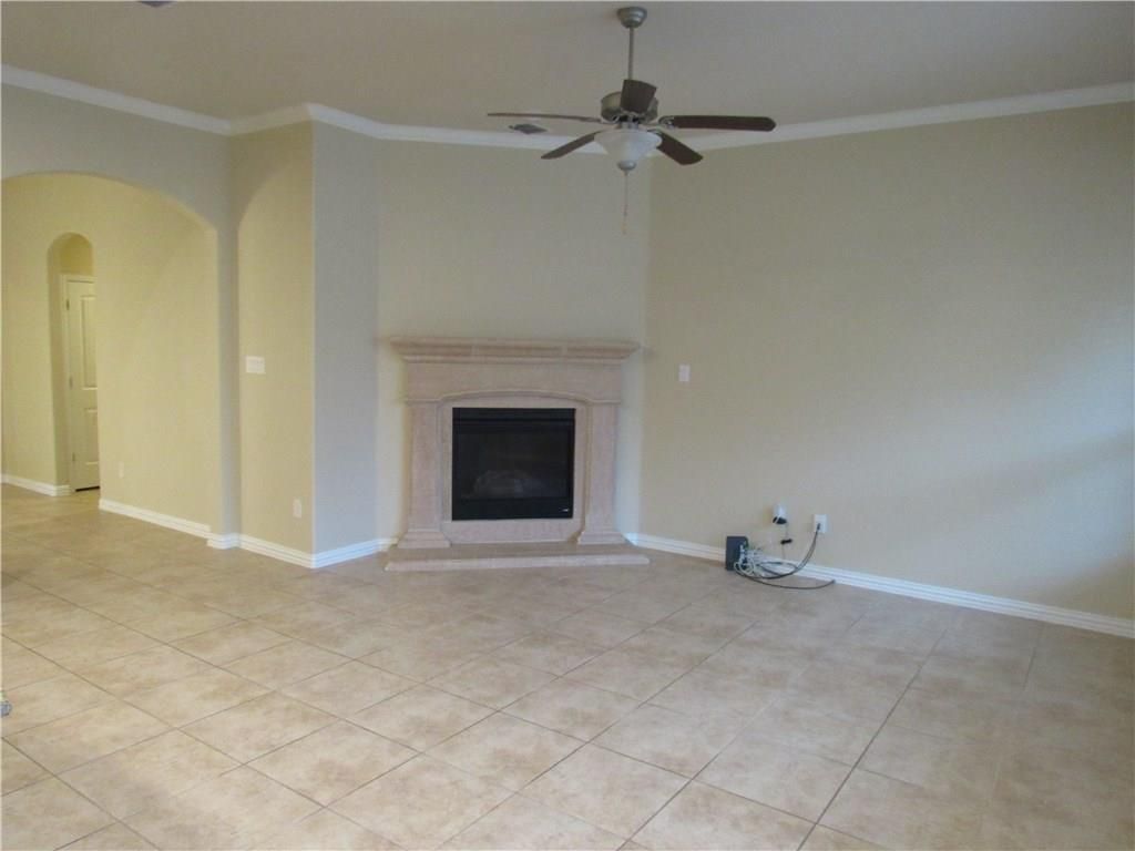 Photo of 2289 Breeze Dale Path, Lewisville, TX 75056 (MLS # 21273257)