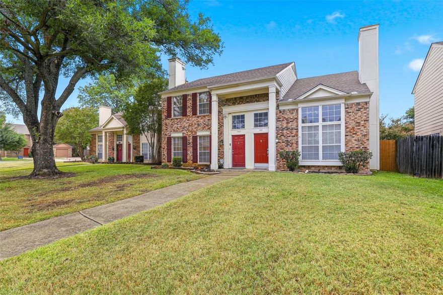 Gorgeous, well-maintained townhome in a quiet neighborhood near The Highlands. Features vaulted ceilings, a cozy fireplace, and updated HVAC, appliances, roof, and foundation, all replaced within the last two years. New LVP flooring installed in the kitchen. Home and carpets have been professionally deep cleaned and are ready for new tenants! Tenants will have access to community pool. HOA maintains front lawn, Property Manager maintains the backyard.