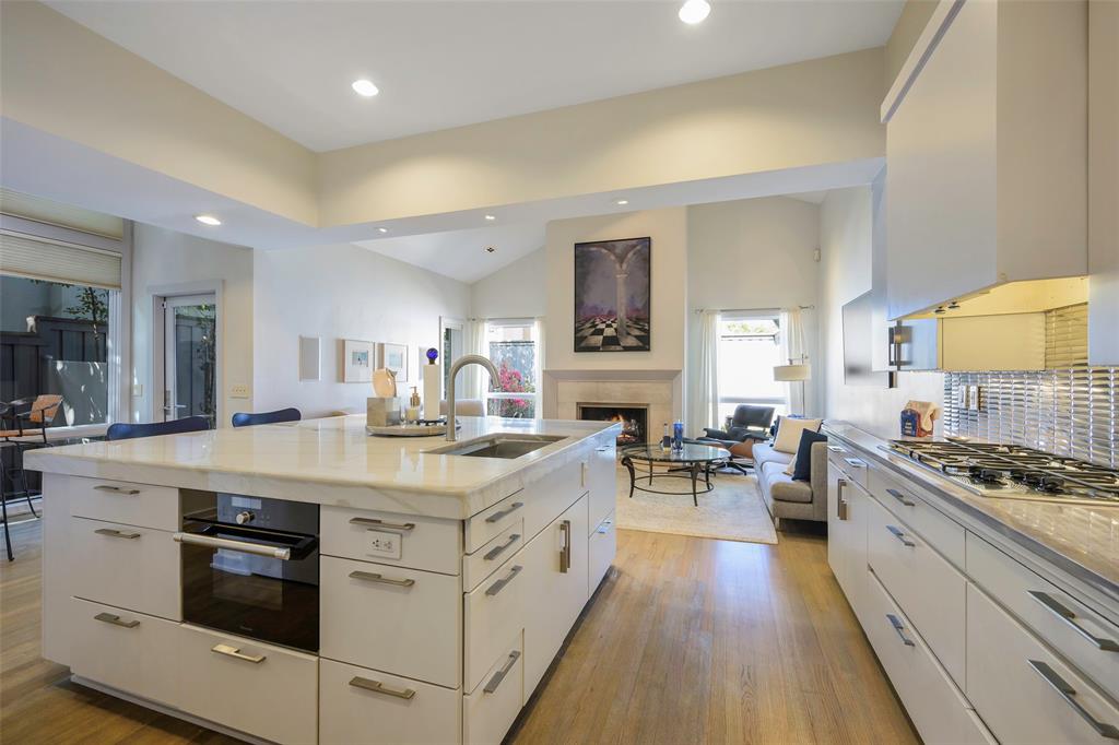 North Dallas Woodlands - Residential