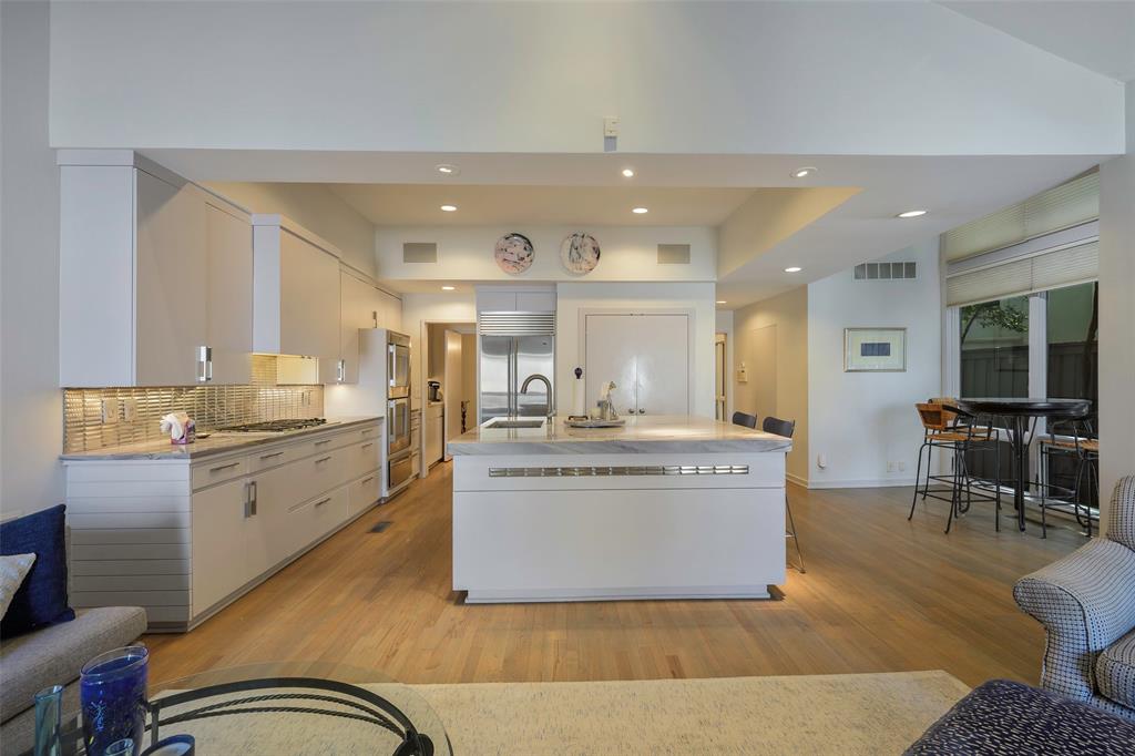 North Dallas Woodlands - Residential
