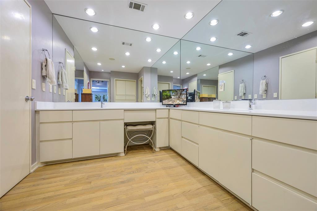 North Dallas Woodlands - Residential