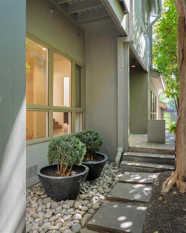 North Dallas Woodlands - Residential