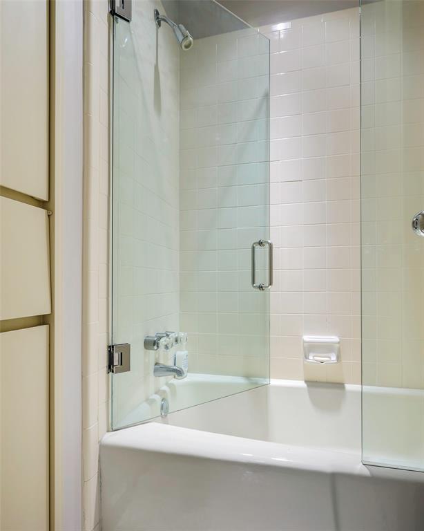 North Dallas Woodlands - Residential