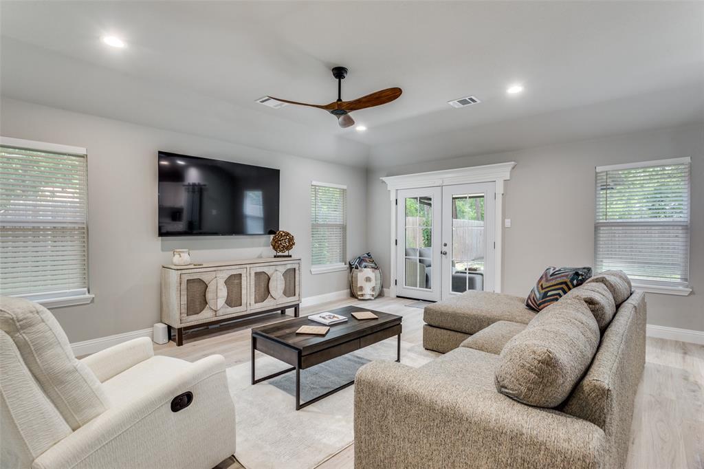 Bluebonnet Hills - Residential Lease