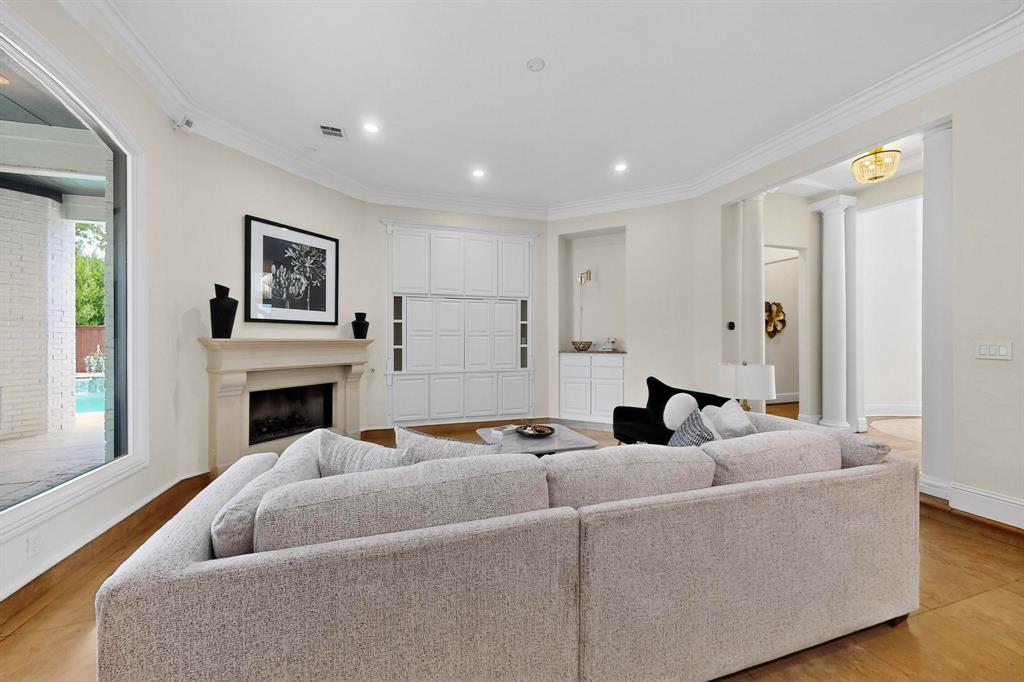 Guggenheim Acres - Residential