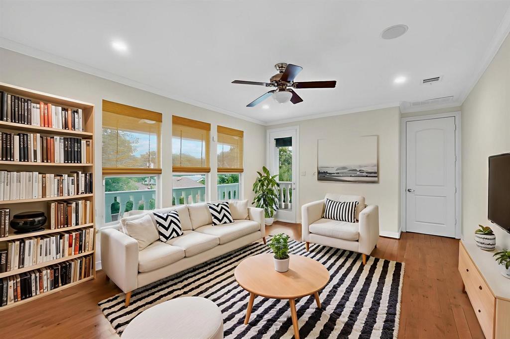 Guggenheim Acres - Residential