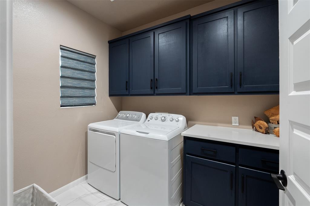 Trade Winds - Residential
