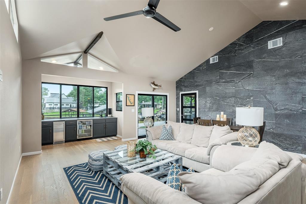 Trade Winds - Residential