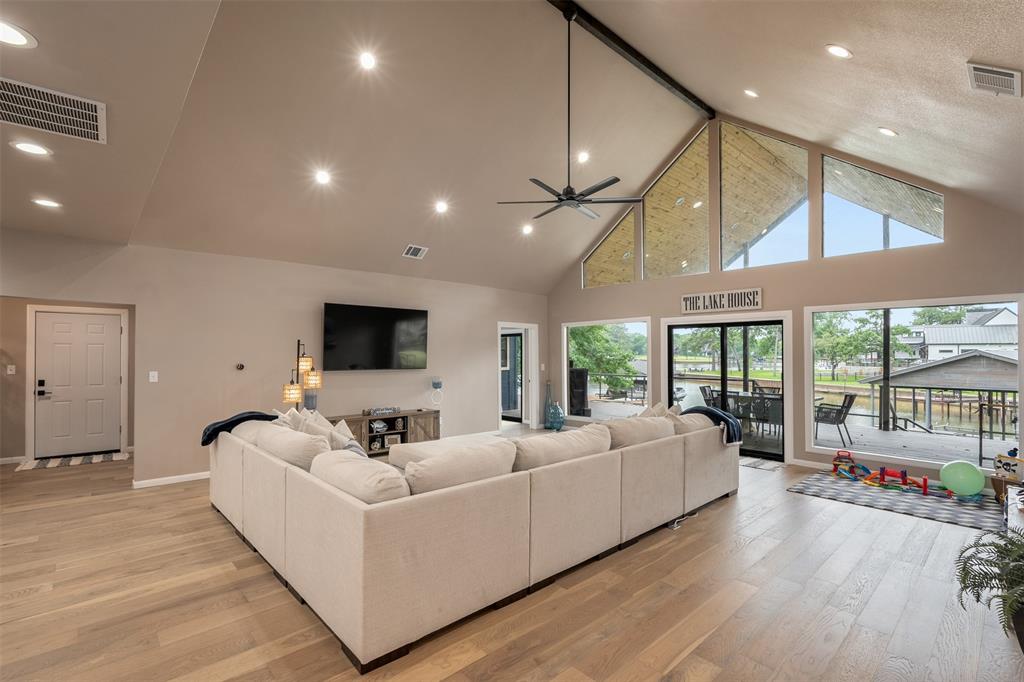 Trade Winds - Residential