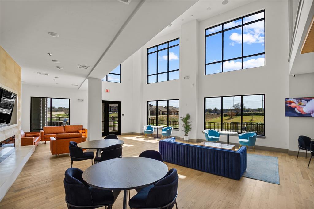 View Residential Condo - Residential