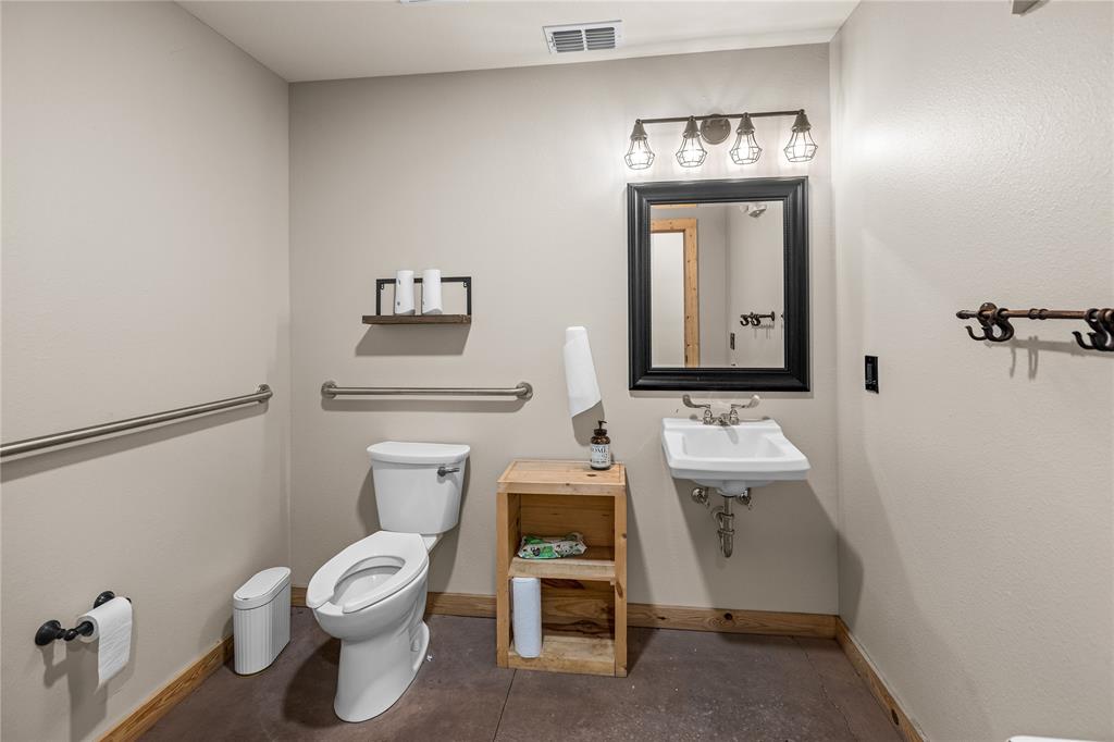 T & P Ry Add - Commercial Sale