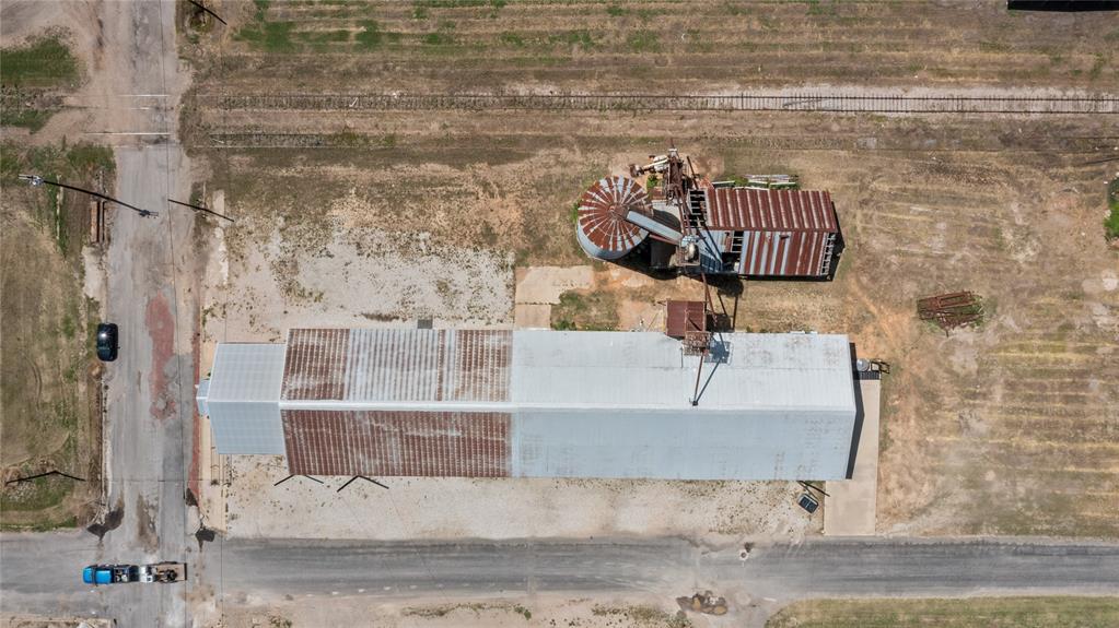 T & P Ry Add - Commercial Sale