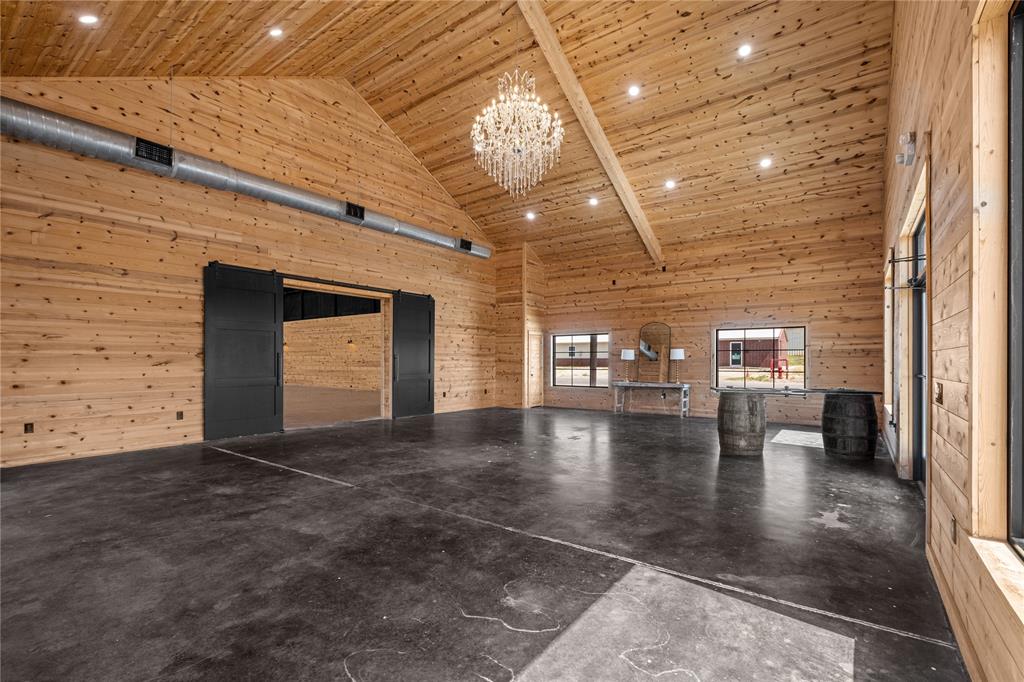 T & P Ry Add - Commercial Sale