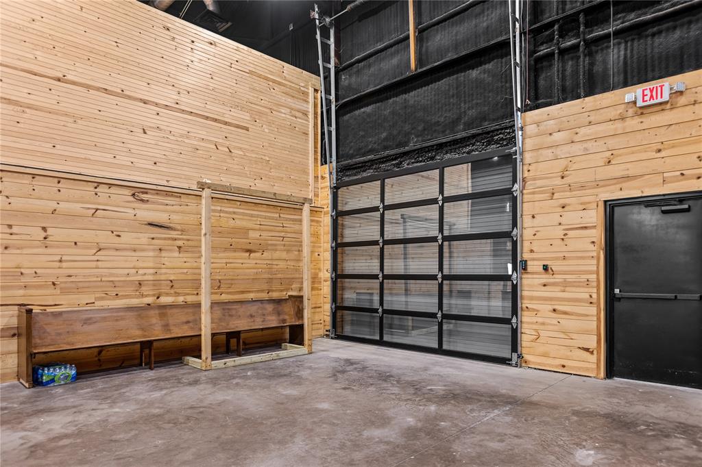 T & P Ry Add - Commercial Sale