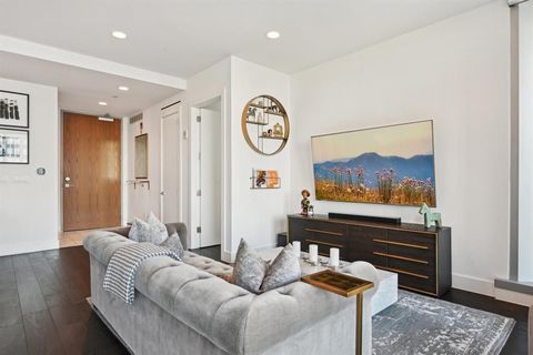 Tiny photo for 3130 N Harwood Street #705, Dallas, TX 75201 (MLS # 21058625)