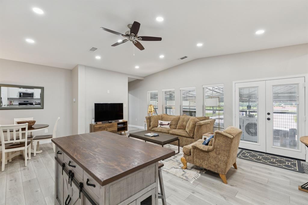 Aero Country Estates - Residential