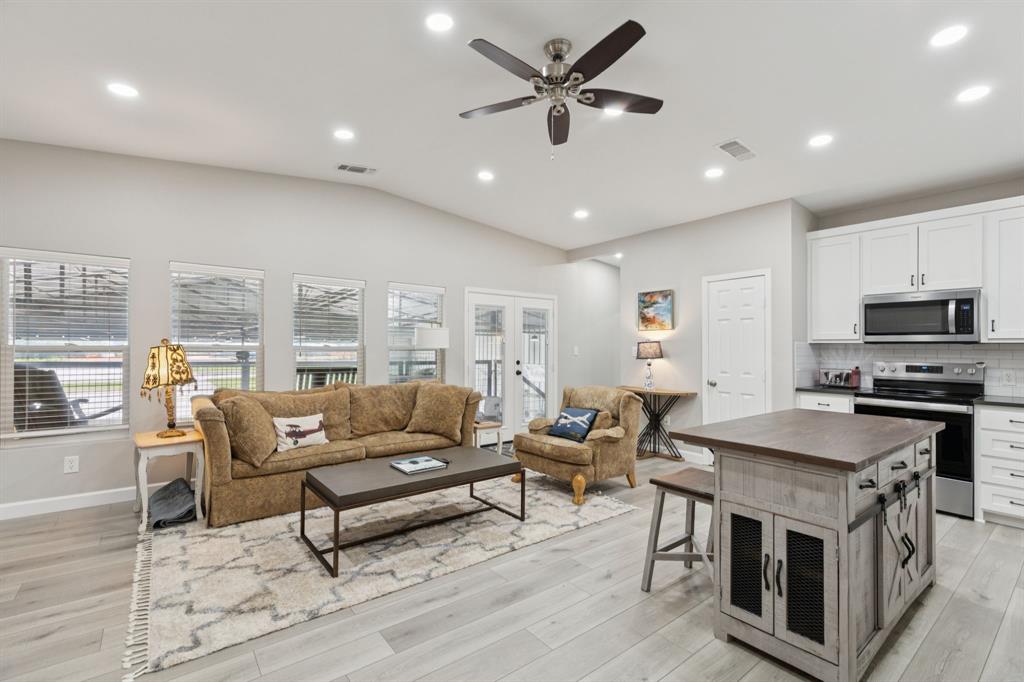 Aero Country Estates - Residential