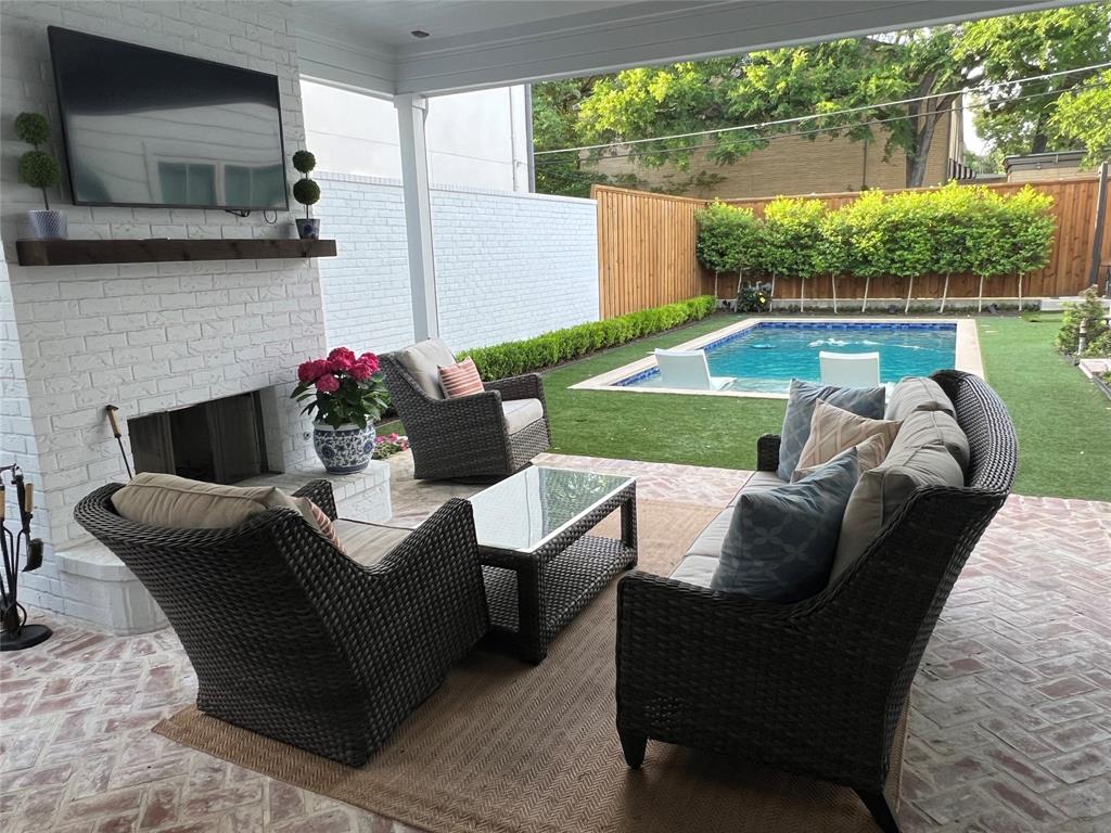 Caruth Hills 10 - Residential