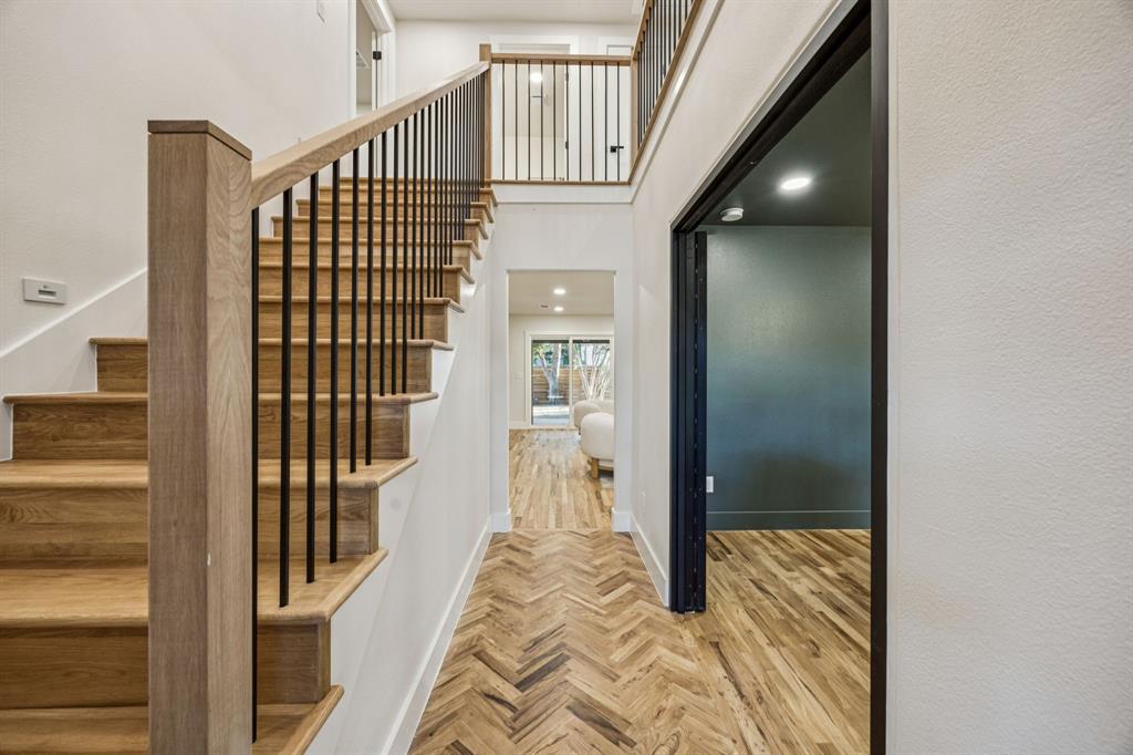 10006 Edgecove Drive