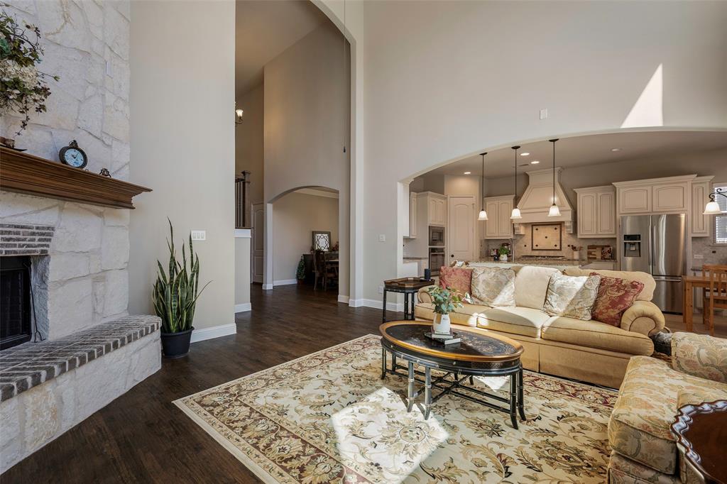 1529 Hennessey Drive