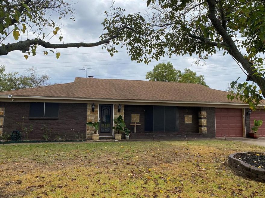 This beautiful home features an extended entryway that leads into a formal dining and living room.  A family room connects to a very nice kitchen with plenty of dark wood cabinets.  The lovely master bedroom has a large private bathroom with a gorgeous shower that still needs completion.  The large walk in closet is amazing.  Two additional bedrooms and a large guest bathroom finish out the living quarters for this home. The many attributes to this home include a large feature room with an in-ground pool that will require repairs.  There is a laundry room which leads to an oversized lot with a new fence and storage building.  Property sold AS-IS.