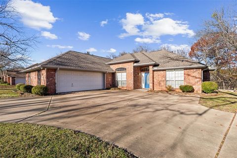 A home in Granbury