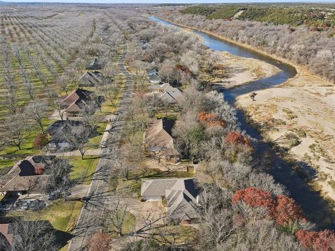 A home in Granbury