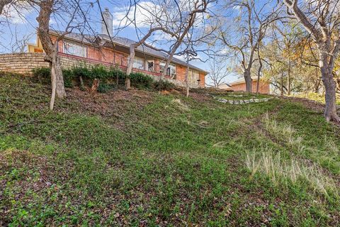 A home in Granbury