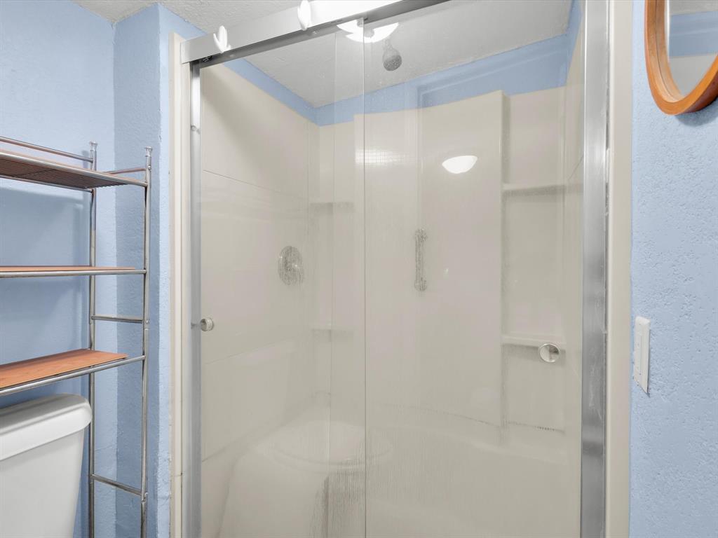 CLAYTON-WEST - Residential