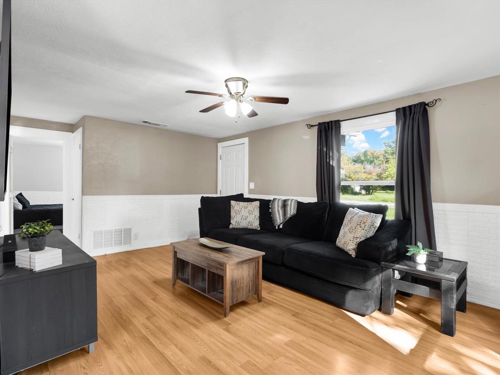 CLAYTON-WEST - Residential