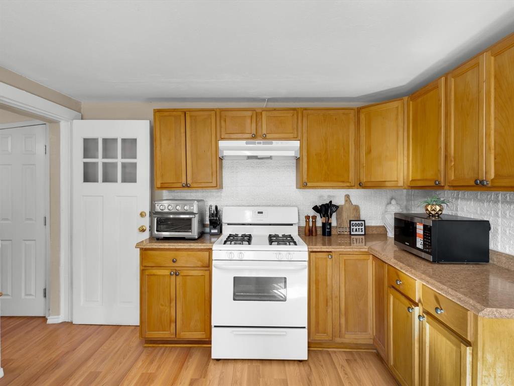 CLAYTON-WEST - Residential