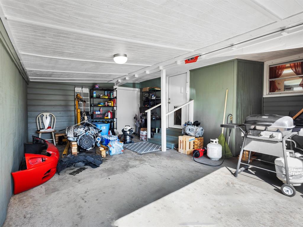 CLAYTON-WEST - Residential