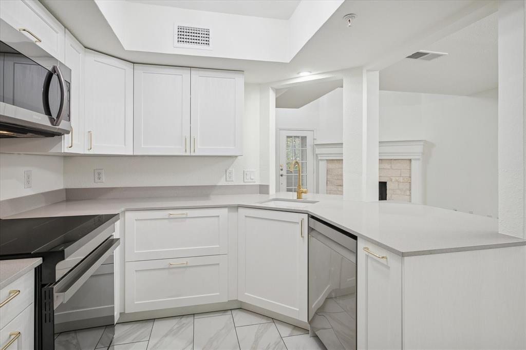 Springstead Condos - Residential