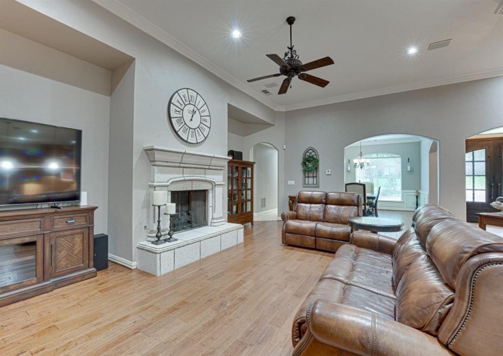 843 Canterbury Drive