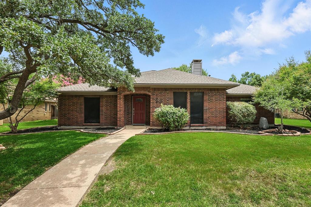 120 Simmons Drive