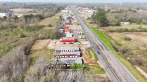 944 SH 31 W Chandler TX 75758
