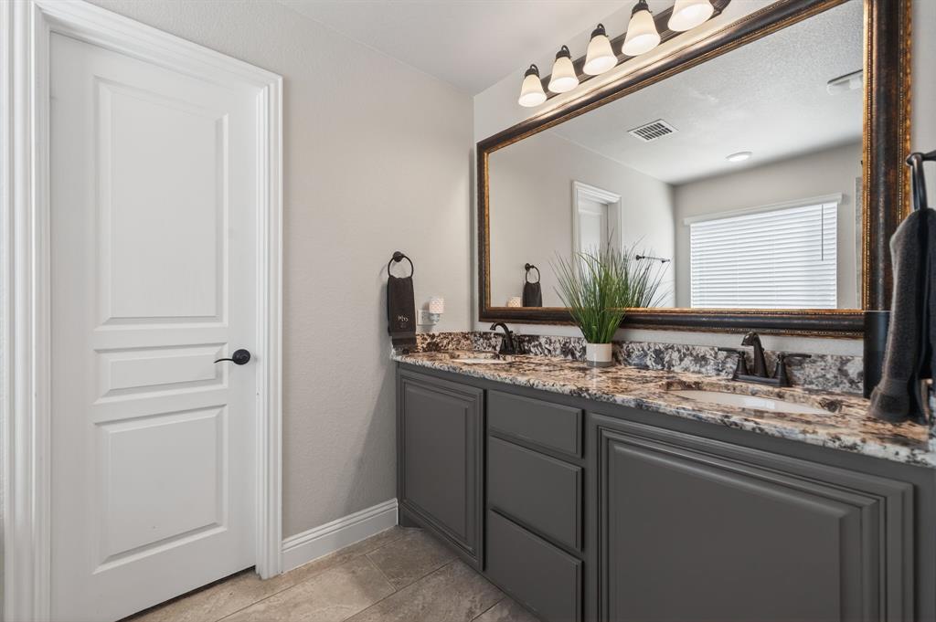 Stone River - Residential