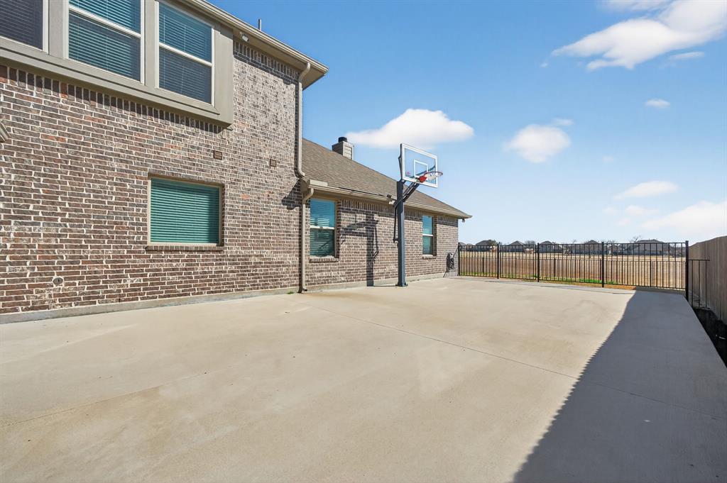 Stone River - Residential