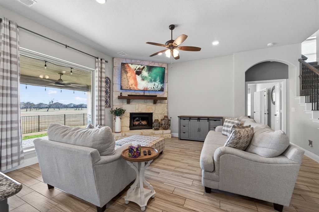 Stone River - Residential