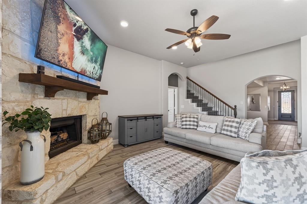 Stone River - Residential