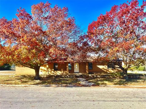 A home in Comanche